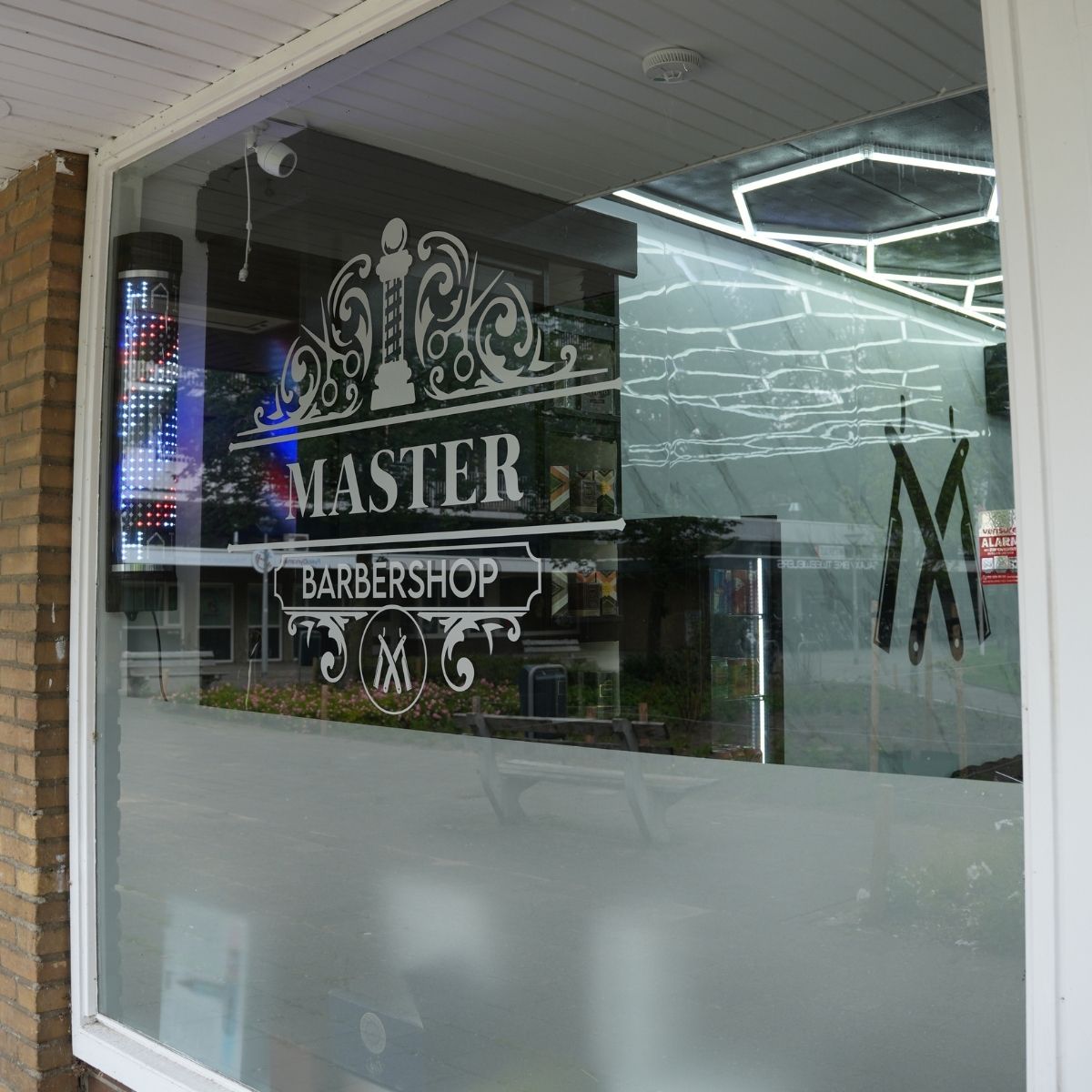 Gevel van Master Barbershop Arnhem